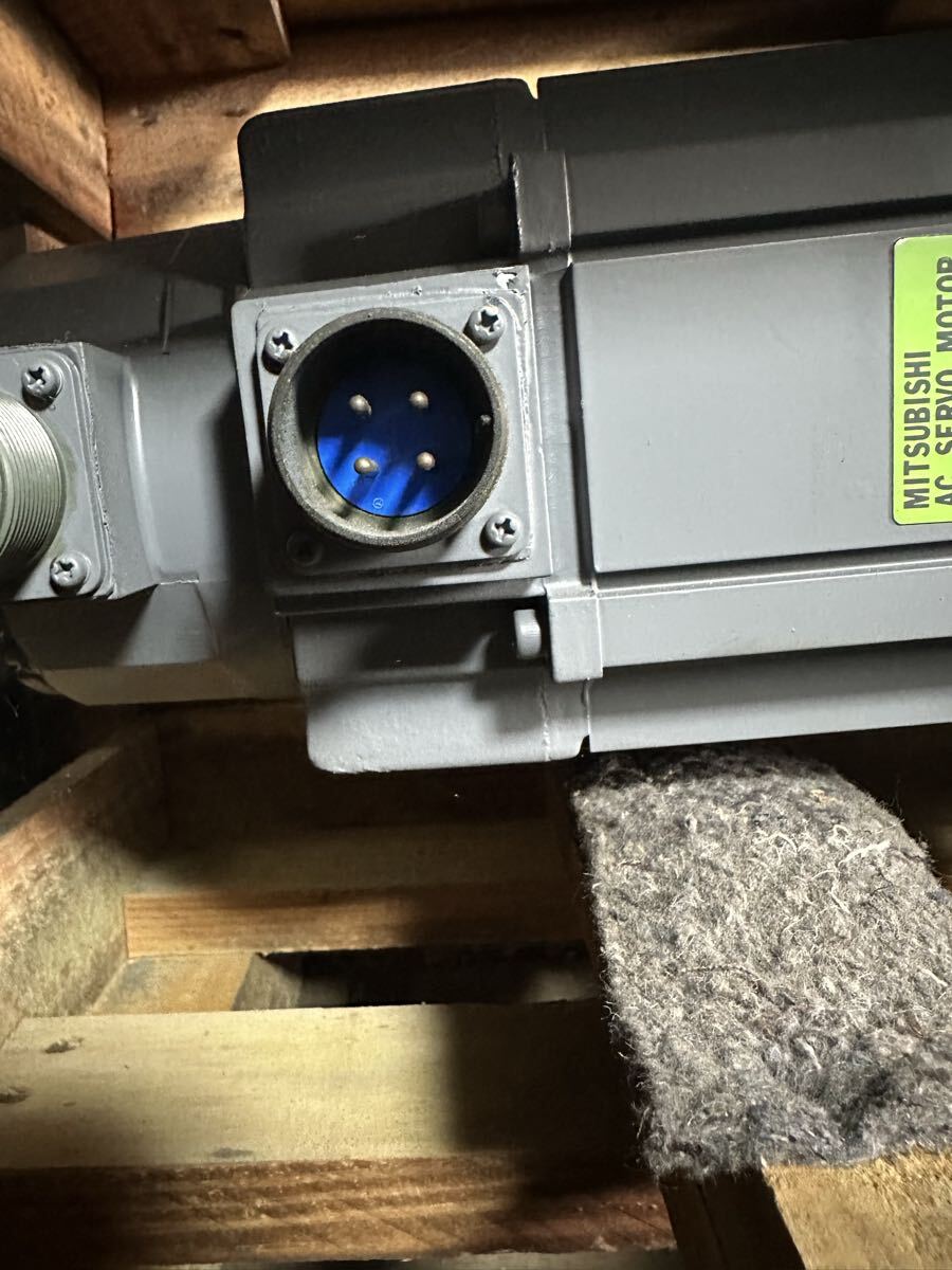 MITSUBISHI HA-RH 223 CE AC Servo Motor 2.2KW 3000RPM [t1217749641]