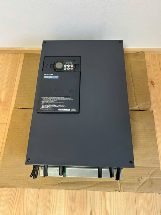 Mitsubishi Electric FR-F720-37K Inverter FREQROL F700 37kW 200V [m1218114971]