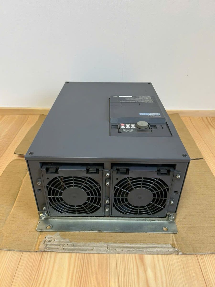 Mitsubishi Electric FR-F720-37K Inverter FREQROL F700 37kW 200V [m1218114971]