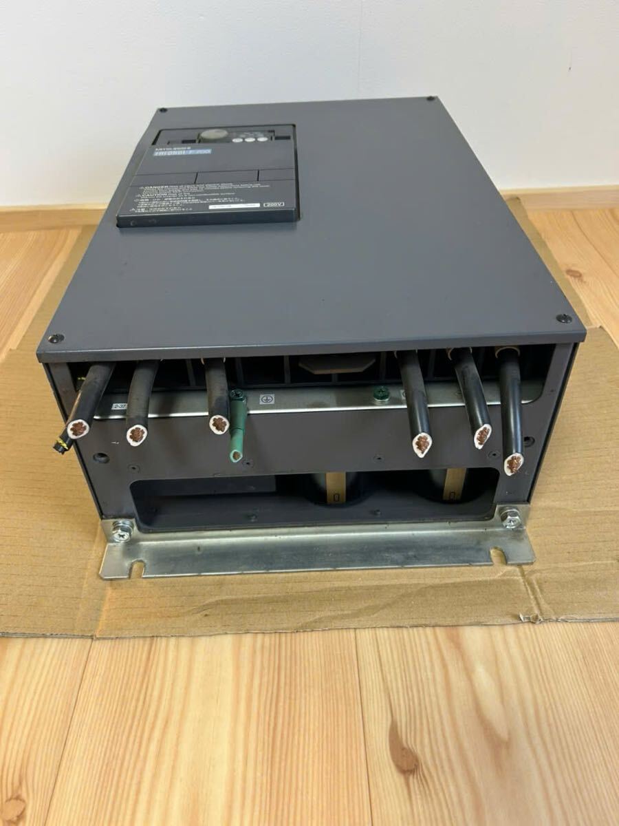 Mitsubishi Electric FR-F720-37K Inverter FREQROL F700 37kW 200V [m1218114971]