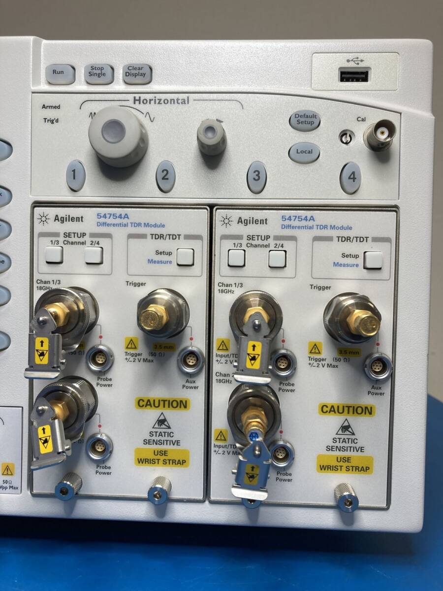 Agilent 86100C DCA-J Wide Bandwidth Oscilloscope Mainframe with 54754A TDR/TDT Modules [v1219010116]