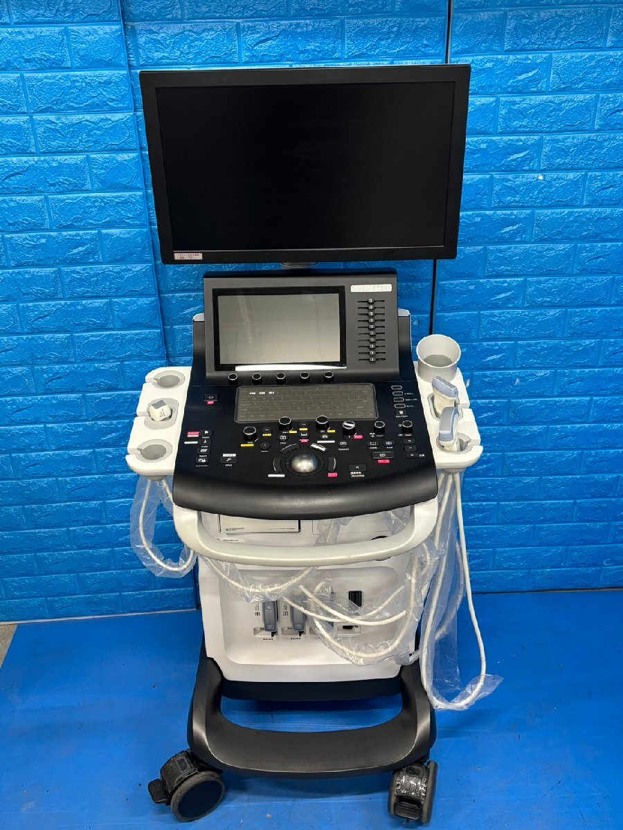 GE Versana Premier Ultrasound Diagnostic System [t1219145462]