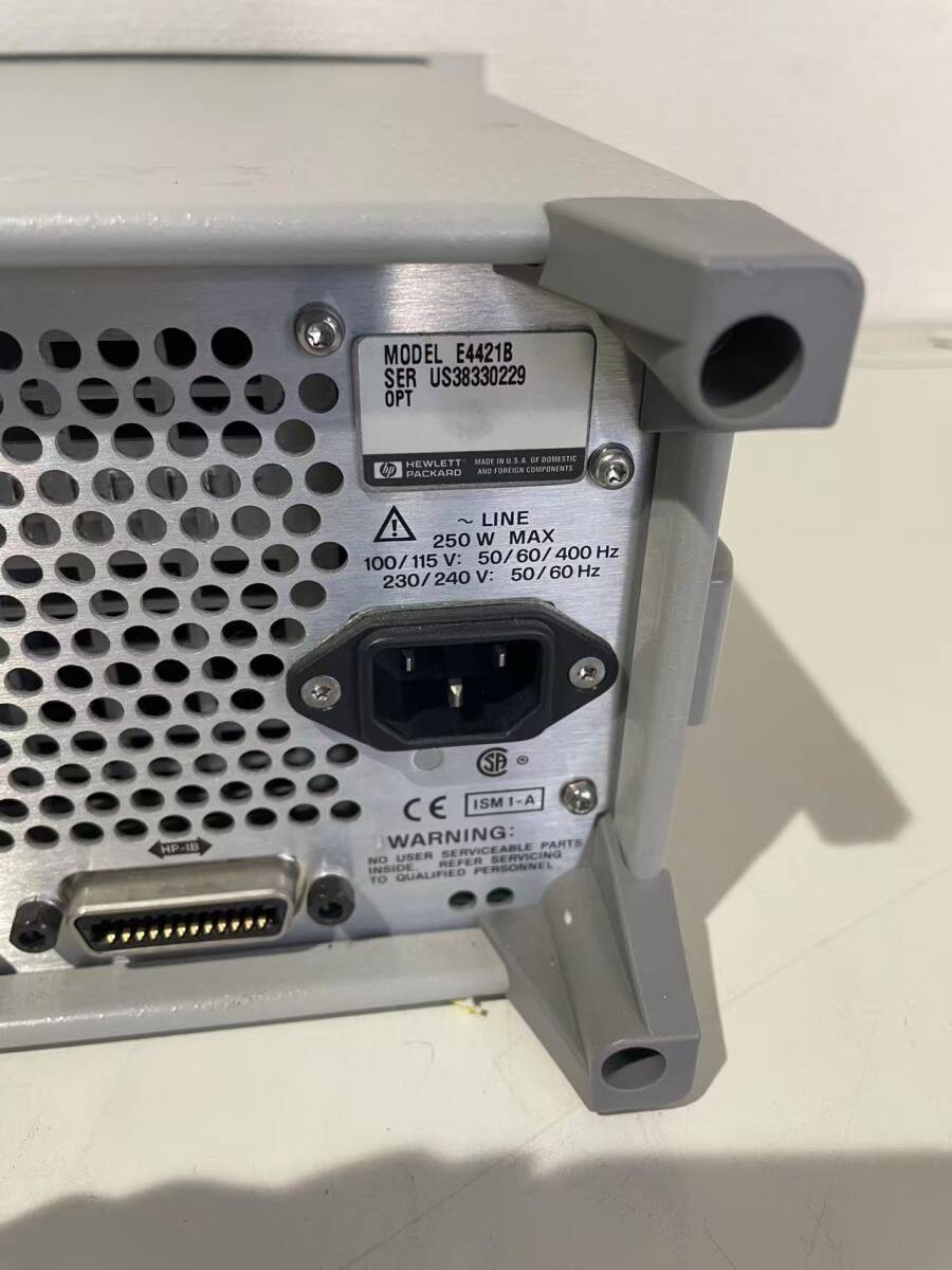 HP E4421B ESG Analog RF Signal Generator 250kHz-3GHz [l1219343126]