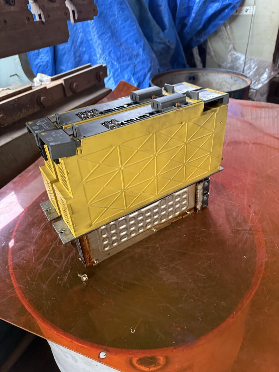 FANUC A06B-6114-H208 Servo Amplifier 2 Units with A06B-6114-H106 (untested) [o1219358449]