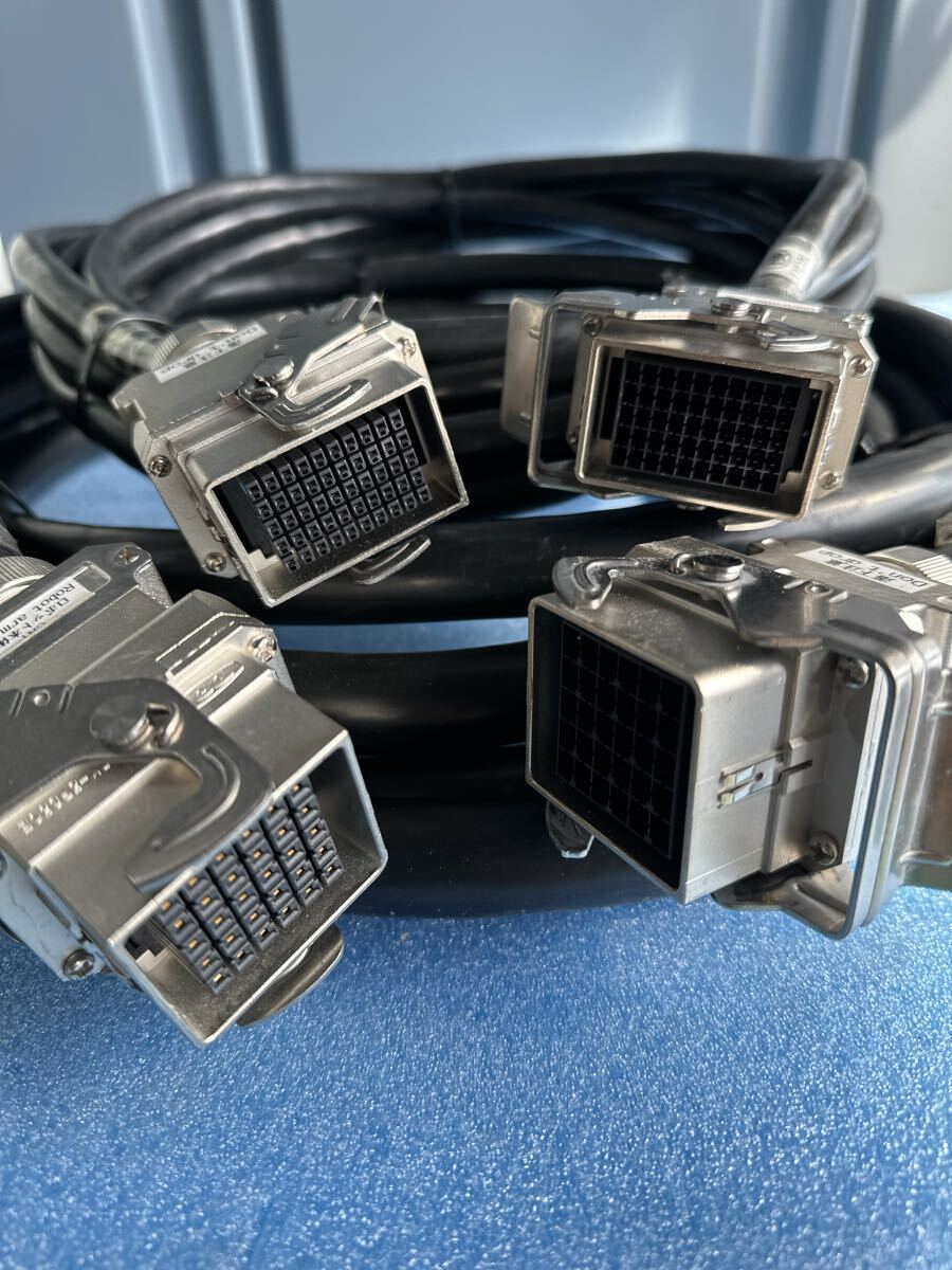 Mitsubishi CR2B-574-S10 Robot Controller [x1219597248]