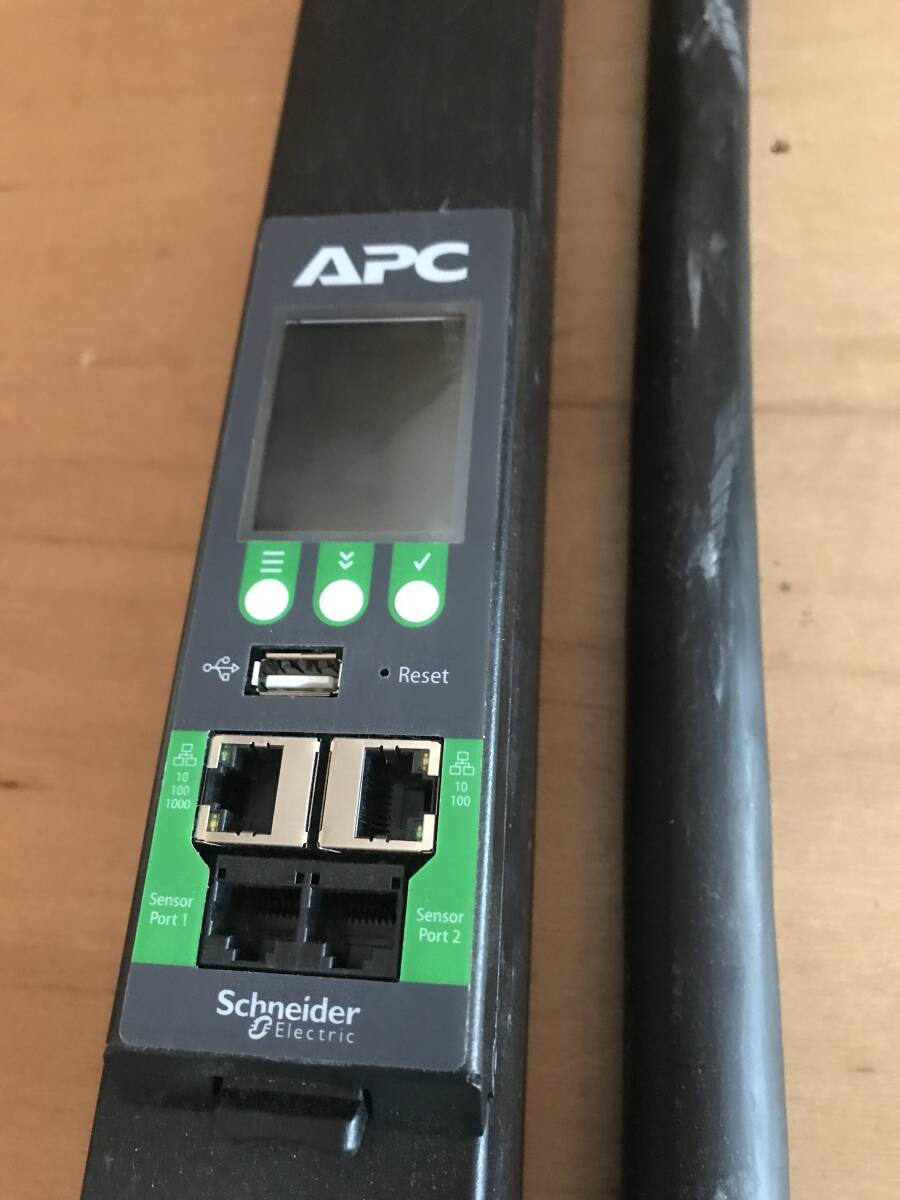 APC APDU10452SM NetShelter Rack PDU Unit Switched Plus [x1220057904]