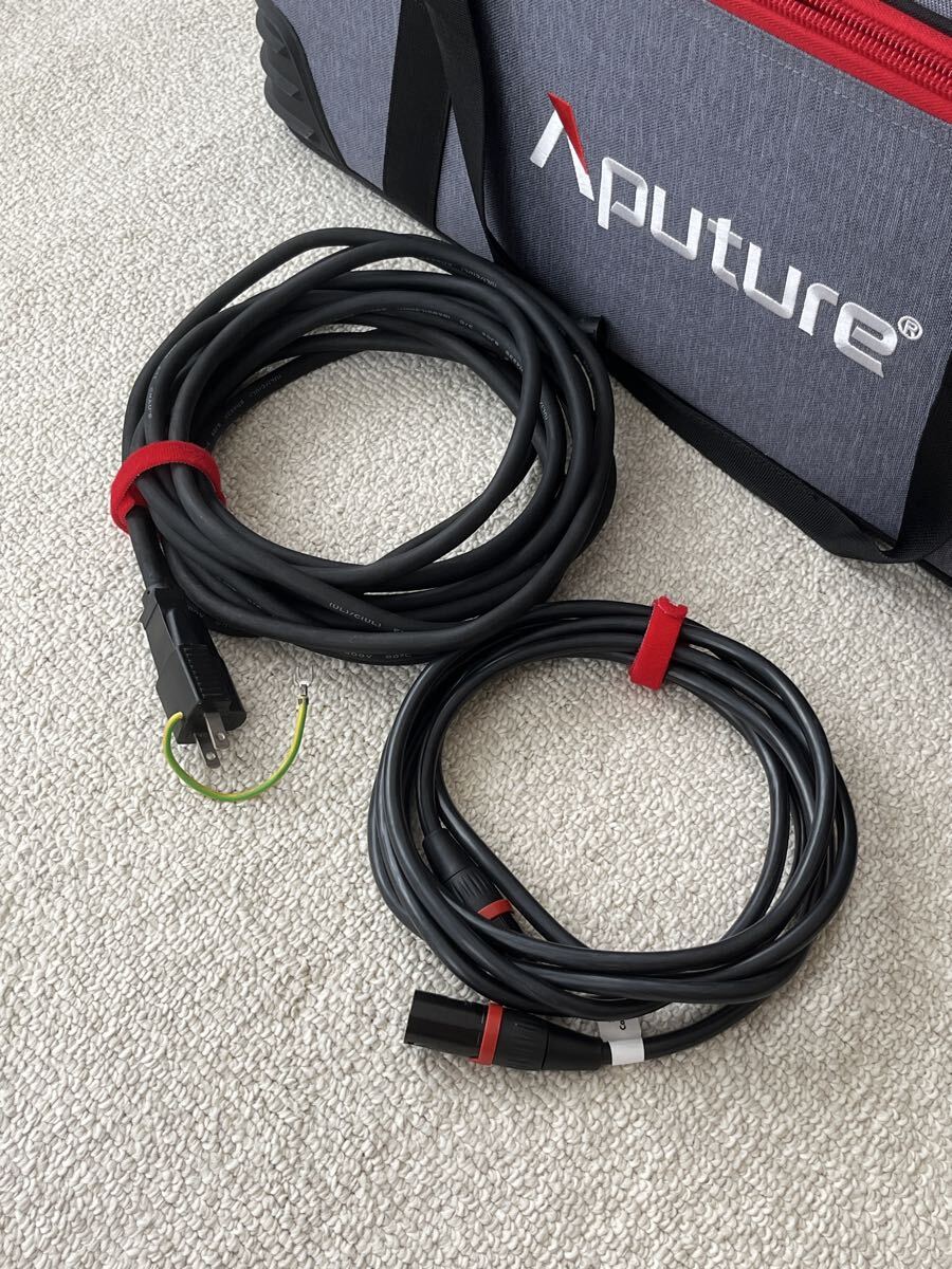 Aputure LS C300d II LED Video Light [q1223279841]