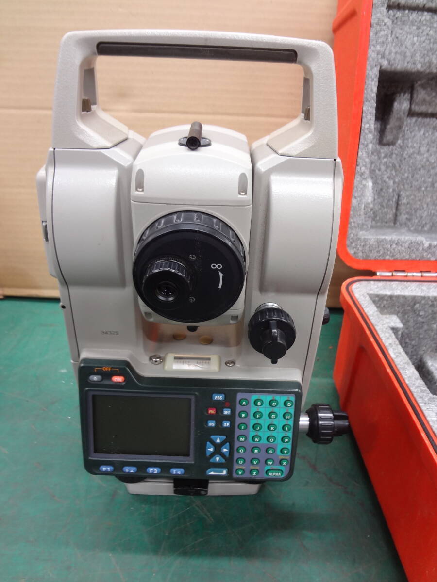 Sokkia SET3030R Total Station Non-Prism Surveying Equipment 4 pcs [l1223372899]