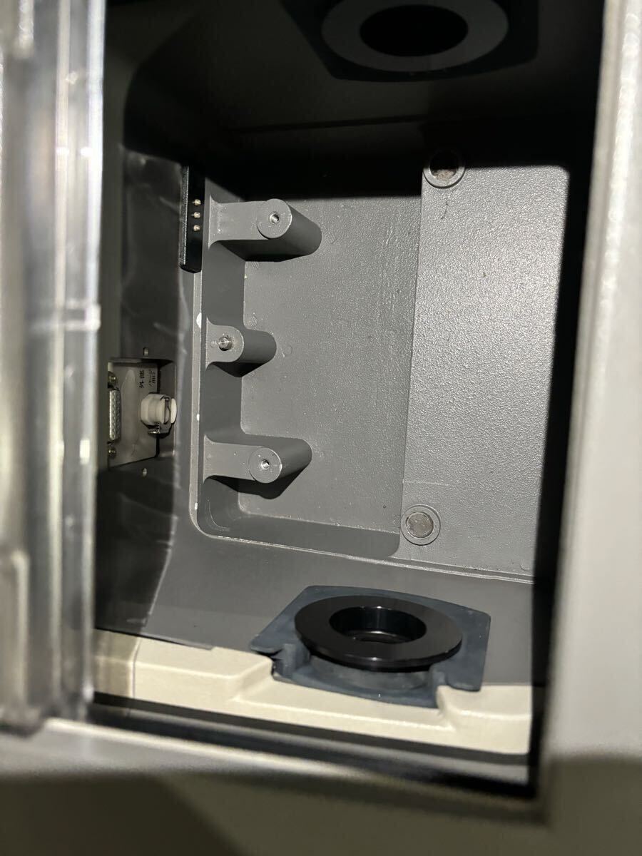 Thermo Nicolet CONTINUμM NEXUS 470 FT-IR Microscope [c1223485841]