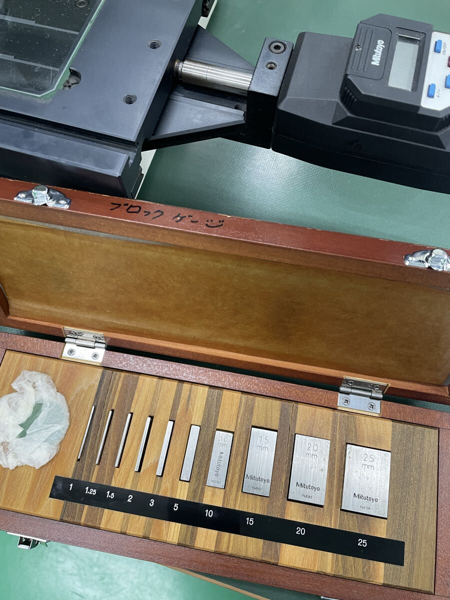 Mitutoyo TM Measuring Microscope [u1225253531]