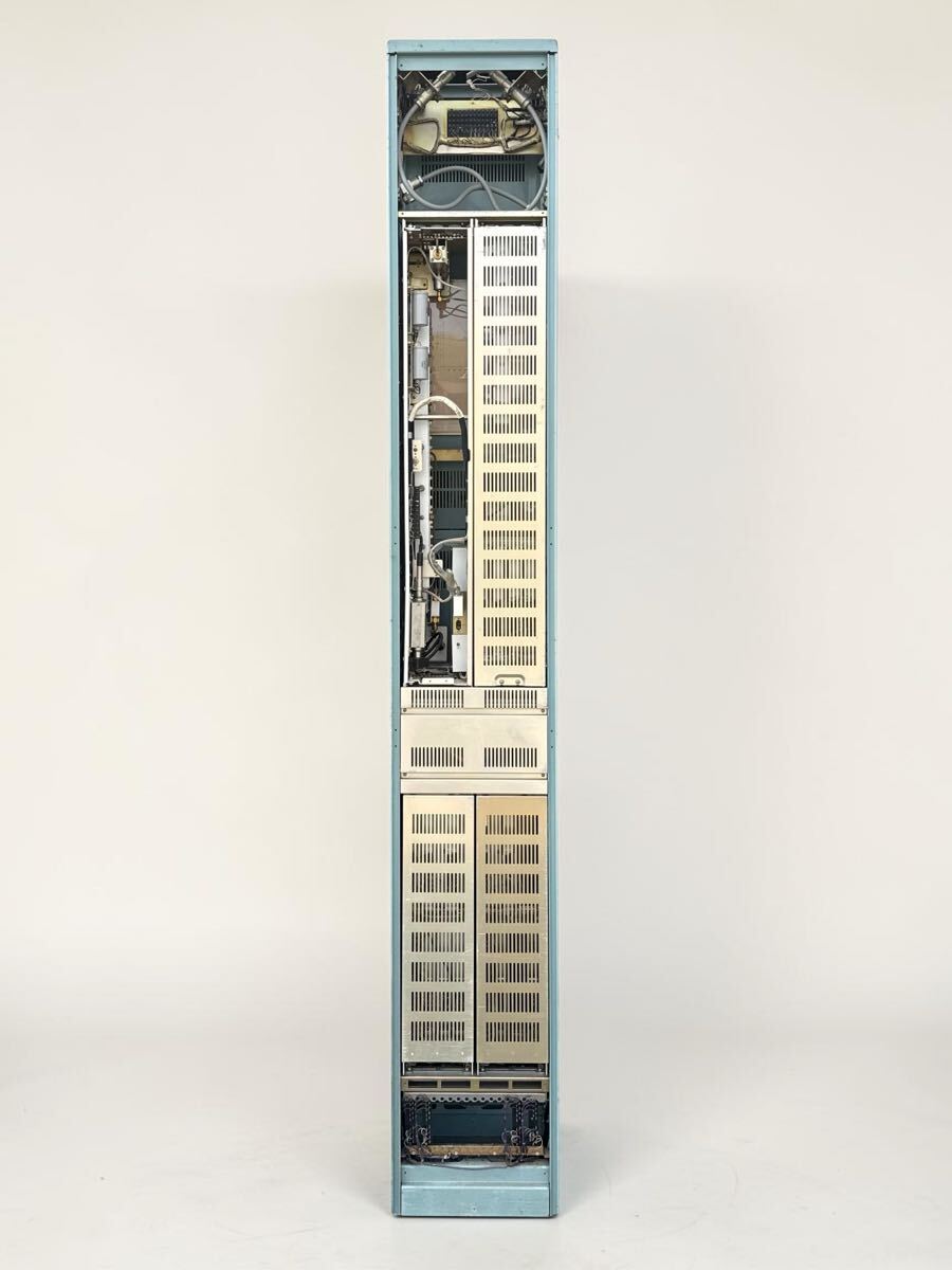 Large Industrial Radio Communication Equipment [e1225446031]