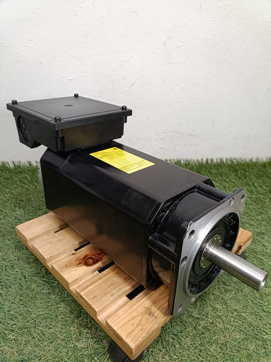 FANUC A06B-0871-B927 AC Spindle Motor 3-Phase 200V αT1.5/15000 [t1226290920]
