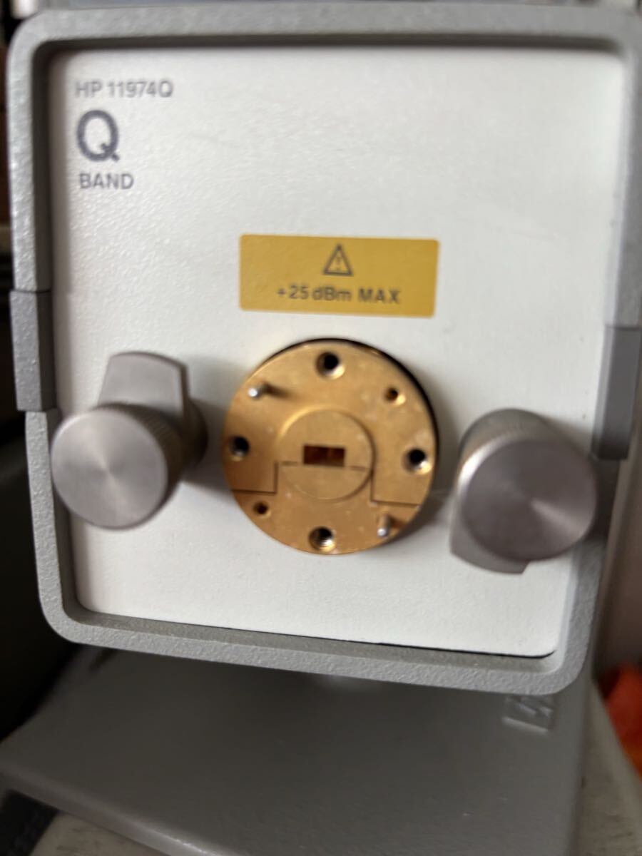 11974Q Preselected Millimeter Wave Mixer 33-50GHz [1228117148]