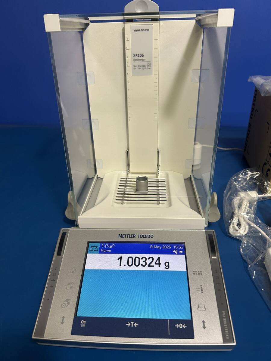 Mettler Toledo XP205 Semi-Micro Analytical Balance 220g/0.1mg [x1229391548]