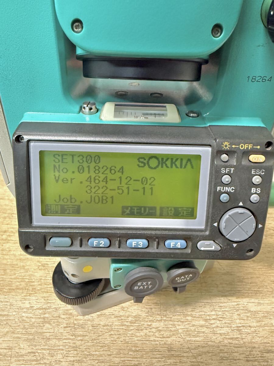 Sokkia B894 SET300 Surveying Equipment [u1230415027]