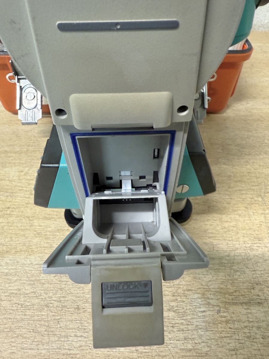 Sokkia B894 SET300 Surveying Equipment [u1230415027]