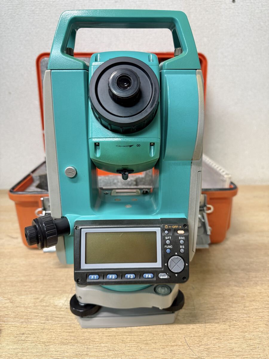 Sokkia B894 SET300 Surveying Equipment [u1230415027]