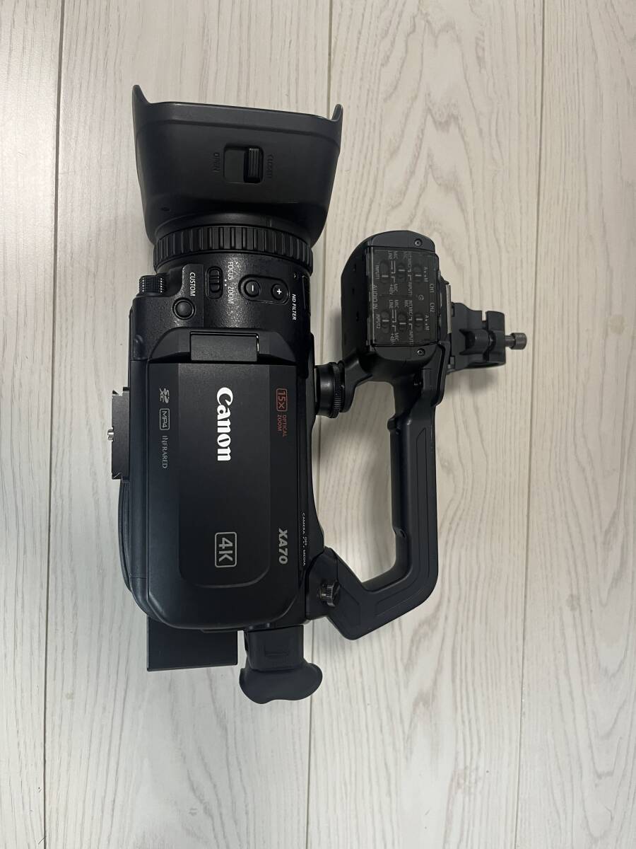 Canon XA70 4K Professional Video Camera [b1231068165]