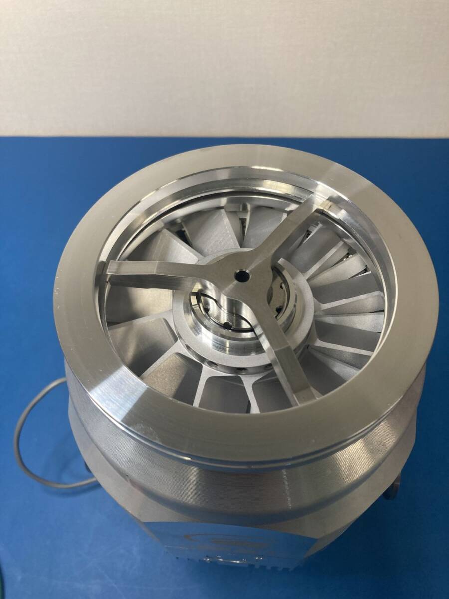 Edwards nEXT300iT Turbomolecular Pump ISO100 80W [c1231953520]