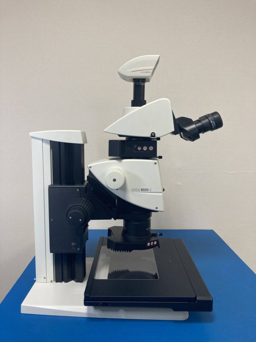 Leica M205C Stereo Microscope with Planapo Lens LED Illumination and X-Y Stage [s1232765506]