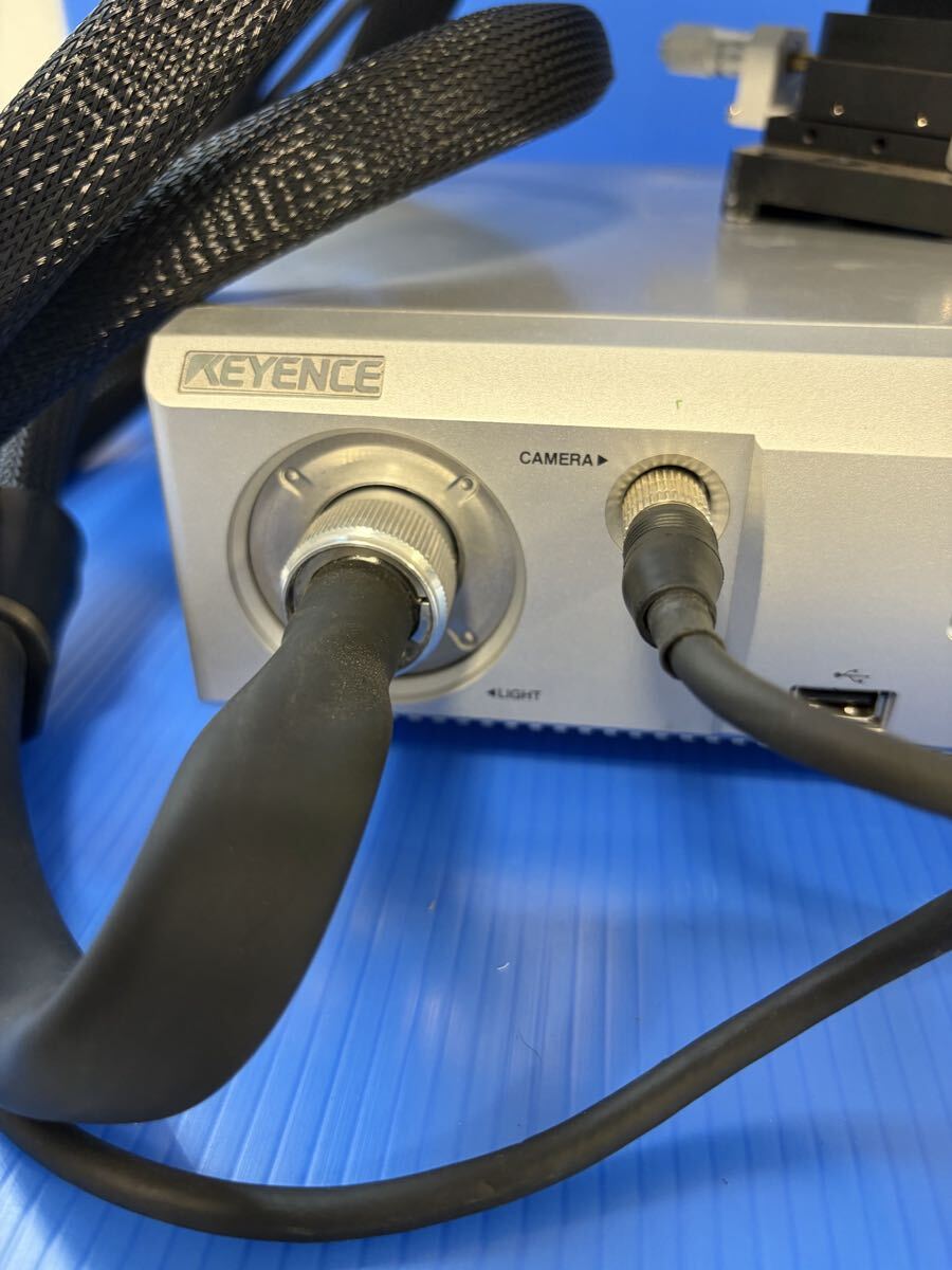 Keyence VH-5500 Digital Microscope with VH-Z20R Lens Set [t1233445190]
