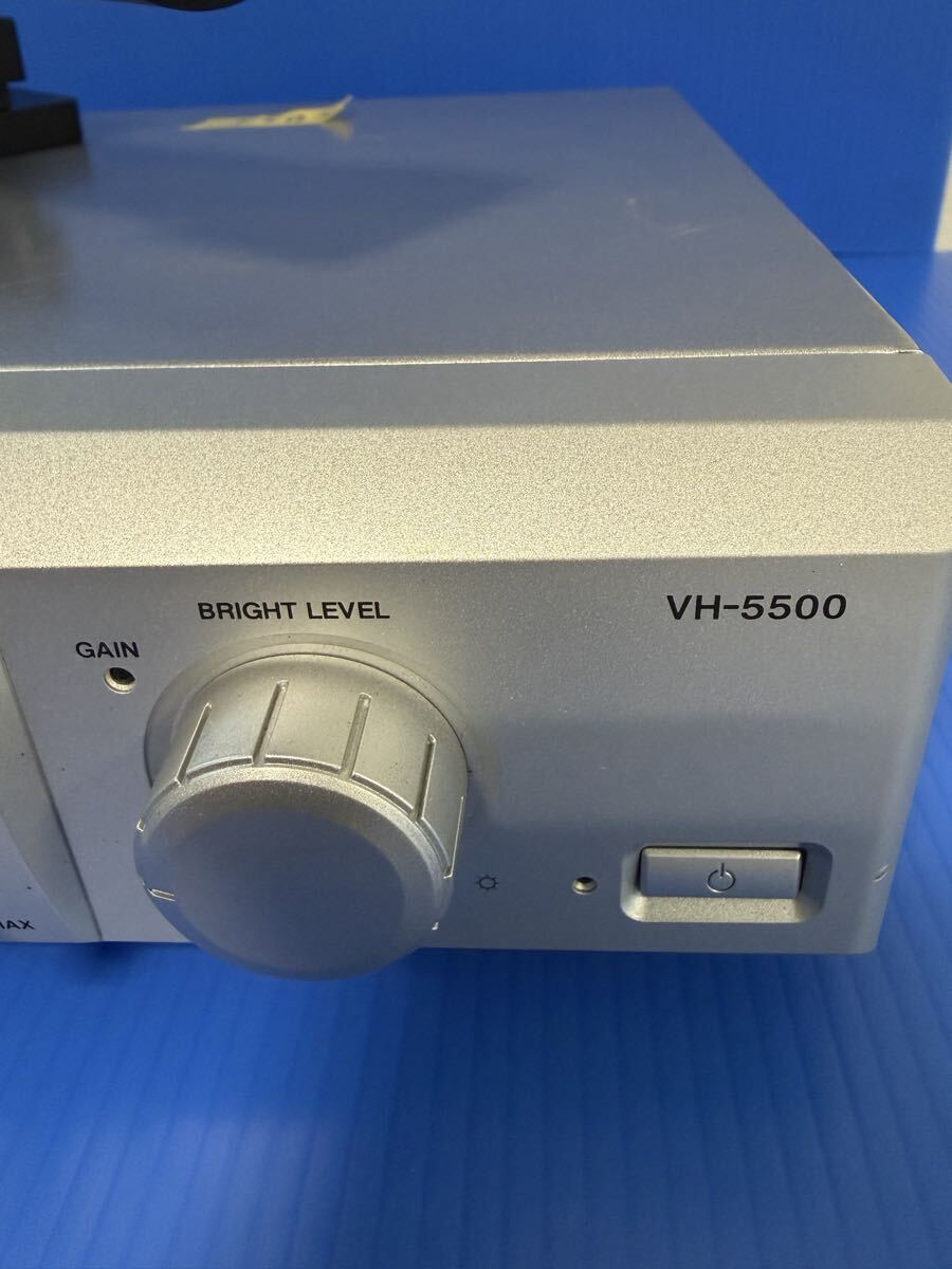Keyence VH-5500 Digital Microscope with VH-Z20R Lens Set [t1233445190]
