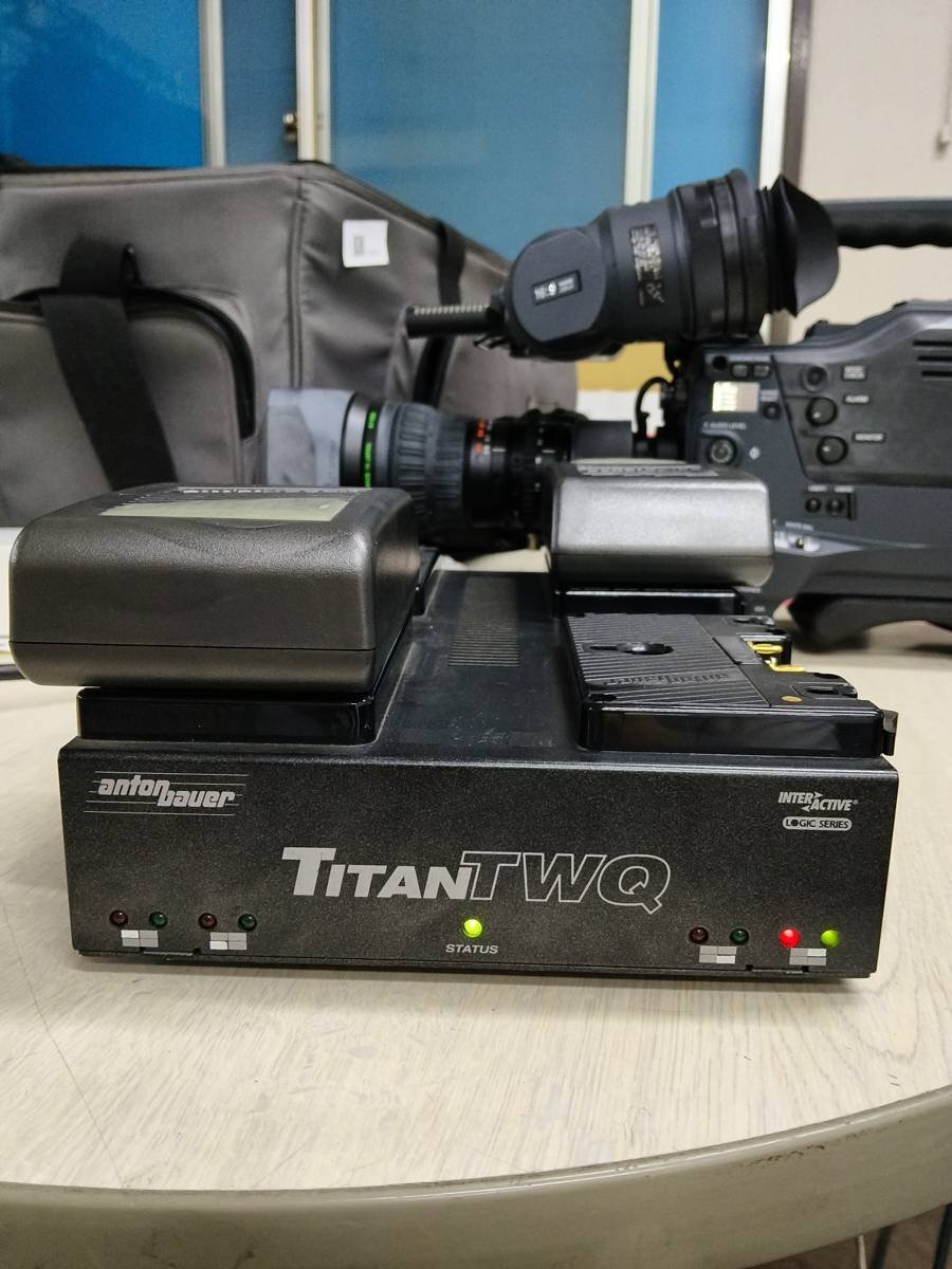 Panasonic AJ-SDX900 Professional Camera Recorder [s1234148294]