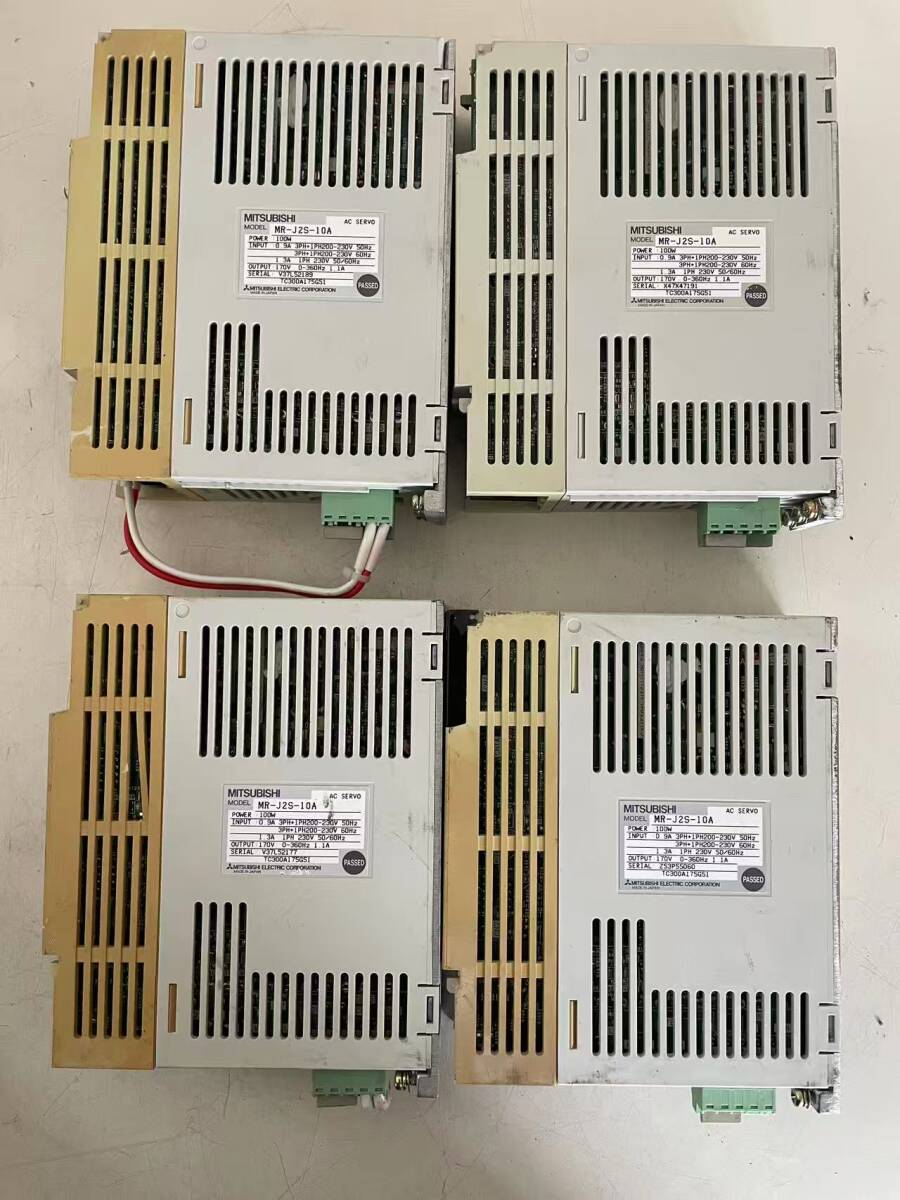Mitsubishi Electric MR-J2S-10A Servo Amplifier 100W 4 pcs (as-is) [r1234863890]