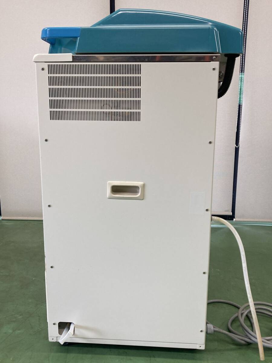 Hirayama HV-110 Hiclave Autoclave Steam Sterilizer 110L [o1235301717]