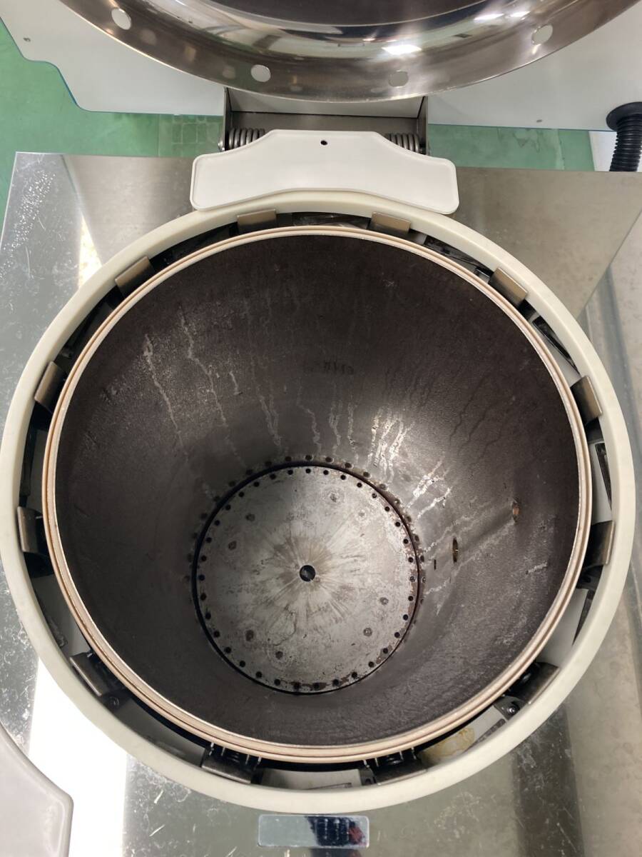 Hirayama HV-110 Hiclave Autoclave Steam Sterilizer 110L [o1235301717]