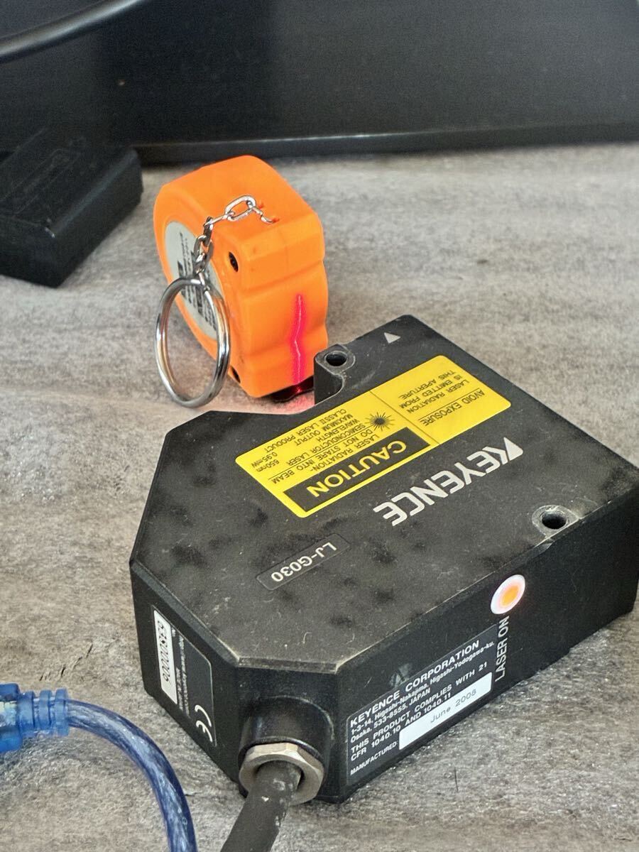 Keyence LJ-G5000 2D Laser Displacement Sensor Controller with LJ-G030 Head and Monitor [r1236509222]