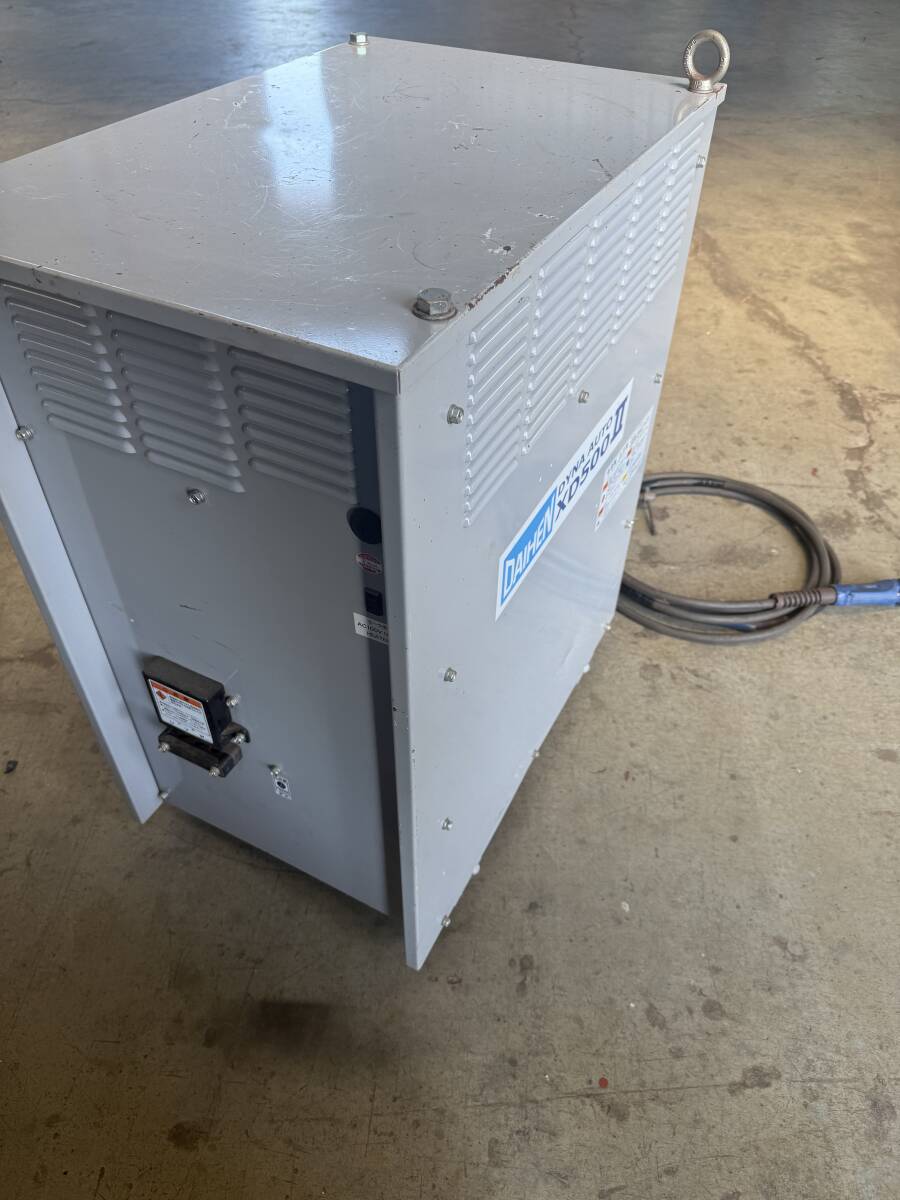 Daihen CPXD-500 Dyna Auto XD500 II CO2/MAG Semi-Automatic Welder 200V [x1238910459]