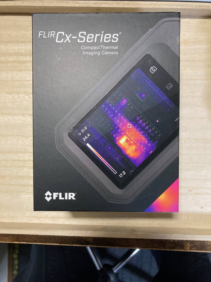 FLIR C5 Compact Thermal Camera Wi-Fi with Accessories [r1239380750]