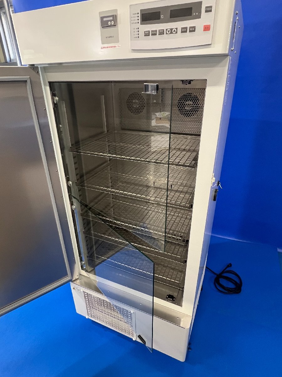 Yamato IN804 Low Temperature Incubator [g1240113555]