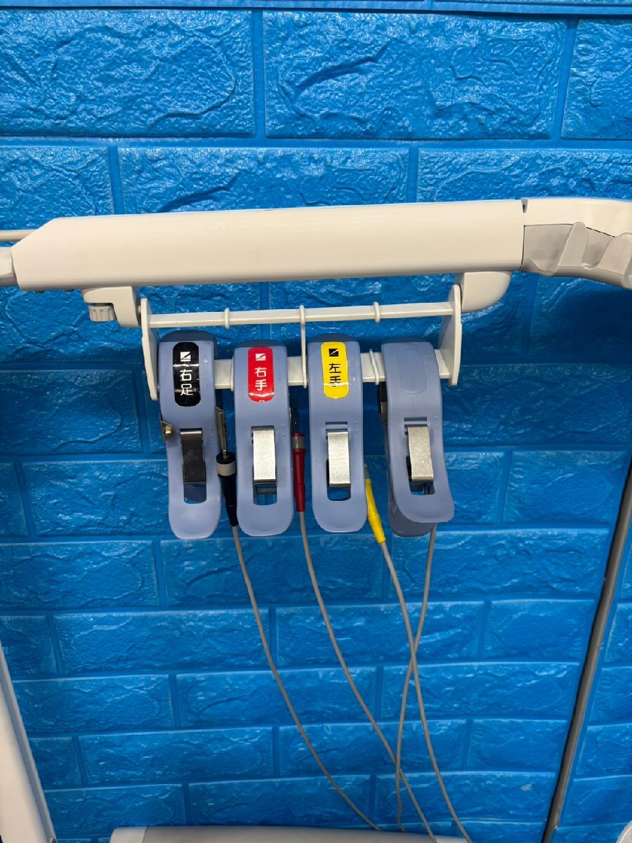Nihon Kohden ECG-2450 Cardiofax V Electrocardiograph [w1239967829]
