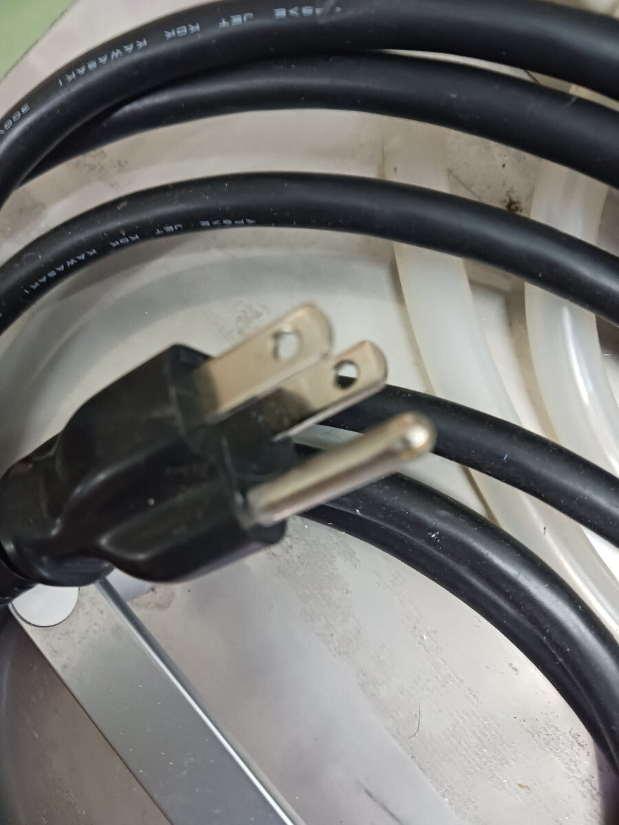 AS ONE LTB-250α Low Temperature Water Bath 100V [q1240506221]