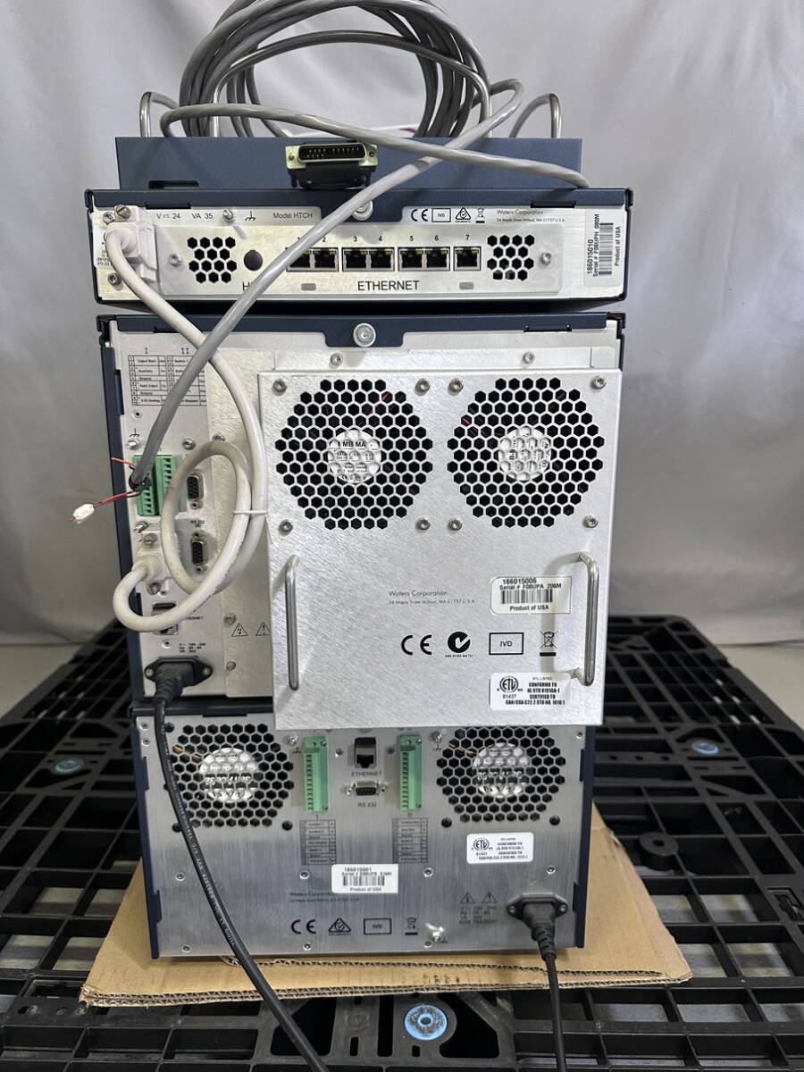 Waters ACQUITY UPLC System Sample Manager Binary Solvent Manager [d1241277911]
