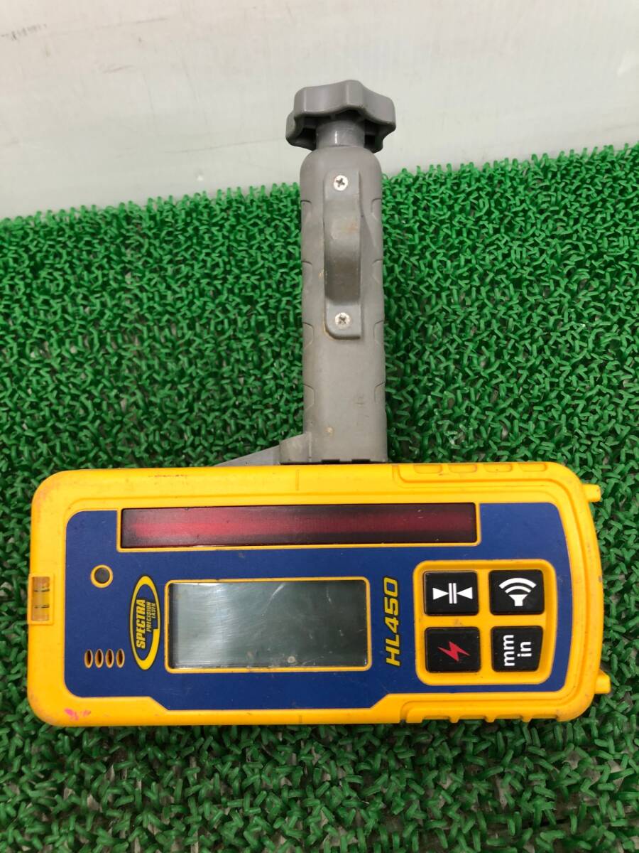 SPECTRA LL300N Laser Level with HL450 Receiver Set [q1241981261]