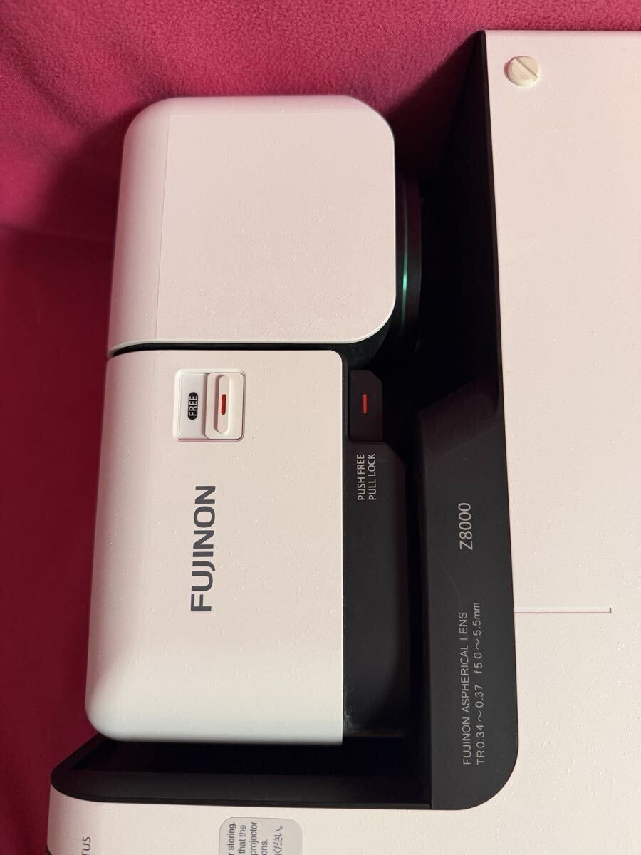 FUJIFILM FP-Z8000 Projector [e1242066255]