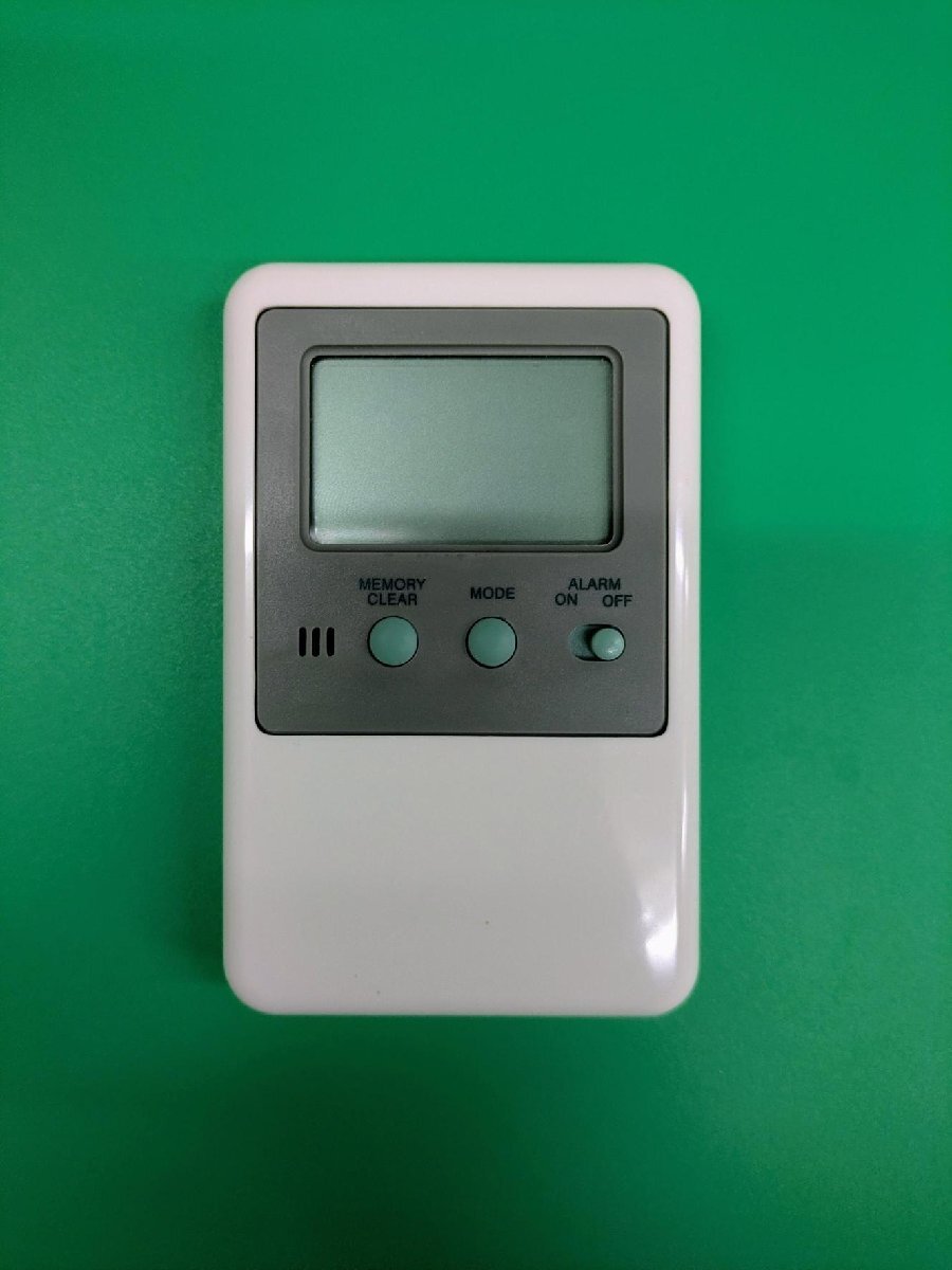 Fisher Scientific 06-664-11 Alarm Thermometer for Refrigerators Freezers 3 pcs [q1242317418]
