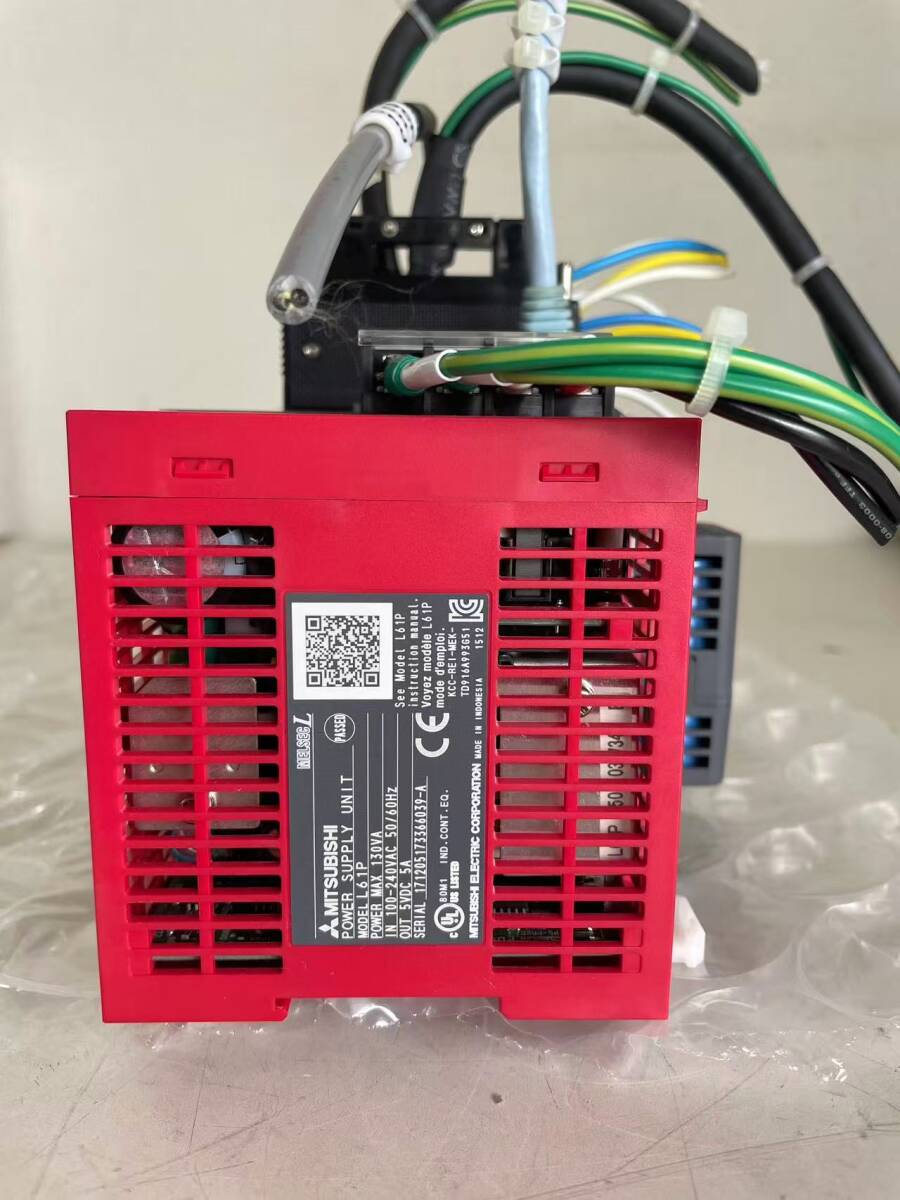 Mitsubishi Electric MELSECL PLC Set L61P L6DSPU L26CPUBT LJ61BT11 LY40NT5P L6EC Q7BAT-SET (as-is) [n1242386119]