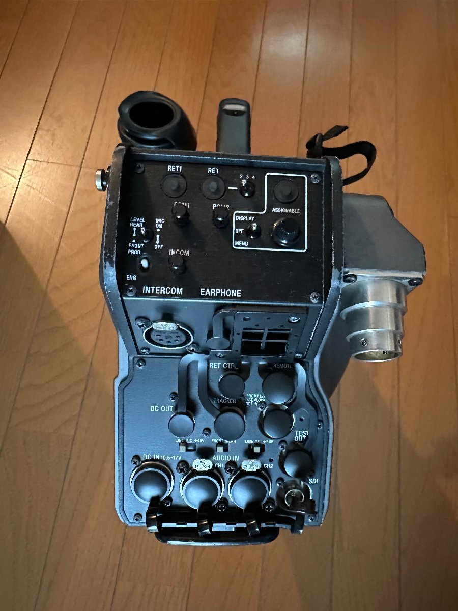 Sony HXC-100 HD Camera with HDVF-200 Viewfinder [g1244144257]