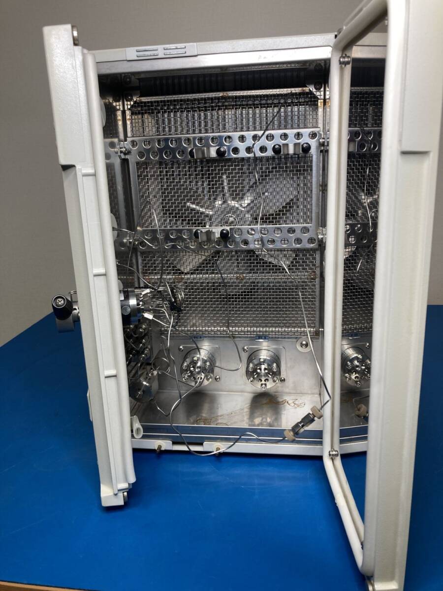 Shimadzu CTO-10ACVP HPLC Column Oven with 7725i/FCV-14AH x2 [e1244508850]