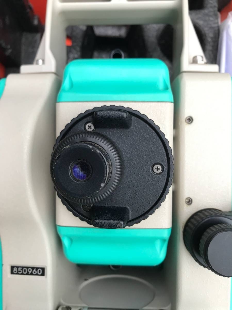 Nikon NST-305Cr Surveying Instrument [e1244691594]