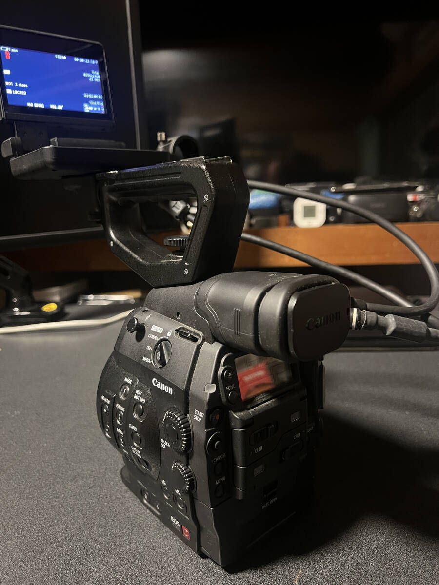 Canon C500 Digital Cinema Camera 4K PL Mount [1246736879]