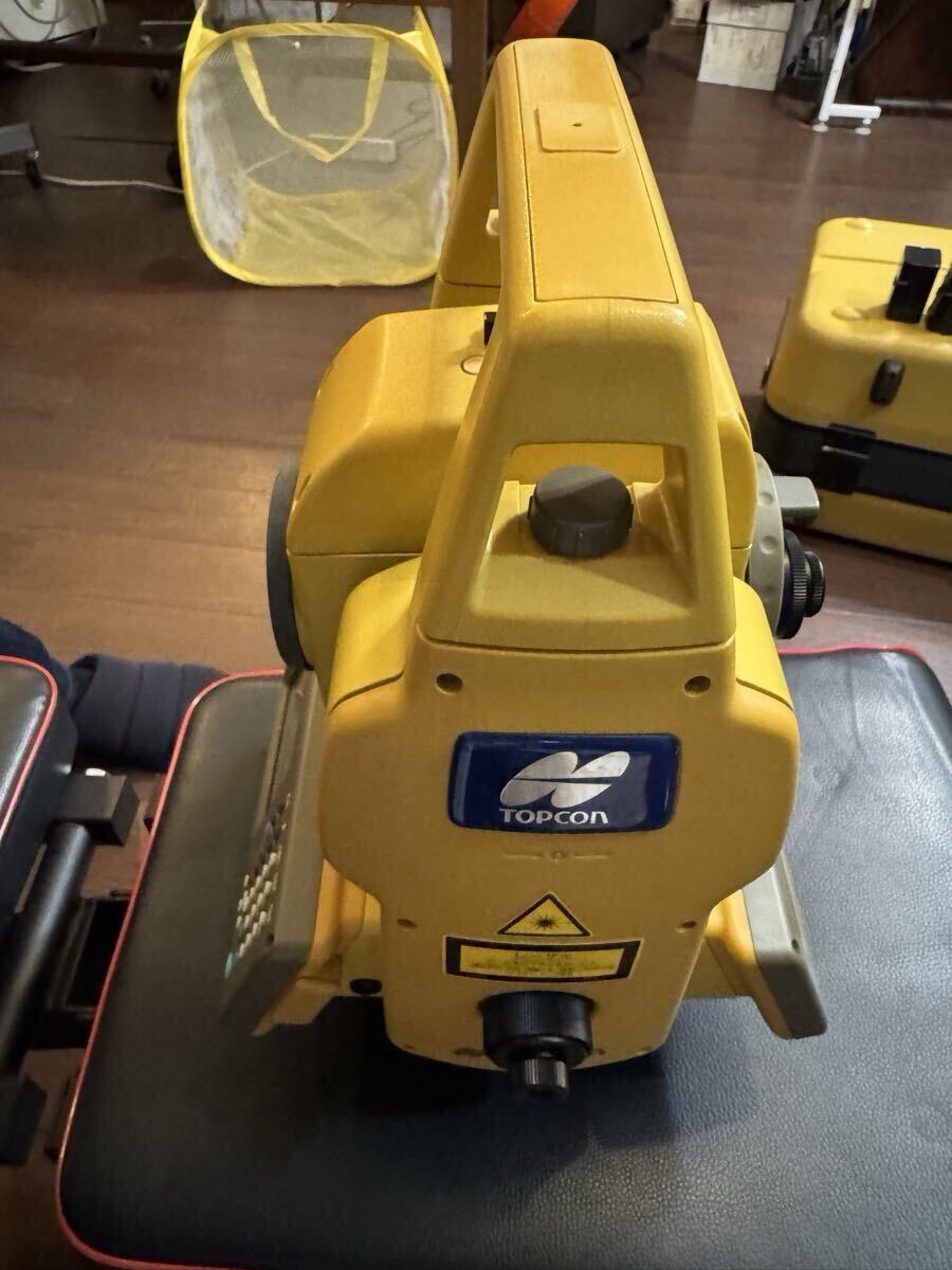 Topcon GPT-7005 Total Station with 3 Batteries and Charger [r1247182348]