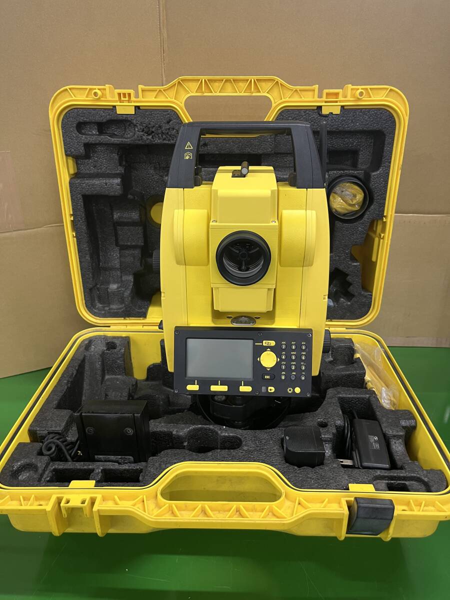 Leica ATStation AL1 Total Station with Hard Case Charger and Spare Battery (as-is) [x1247264299]