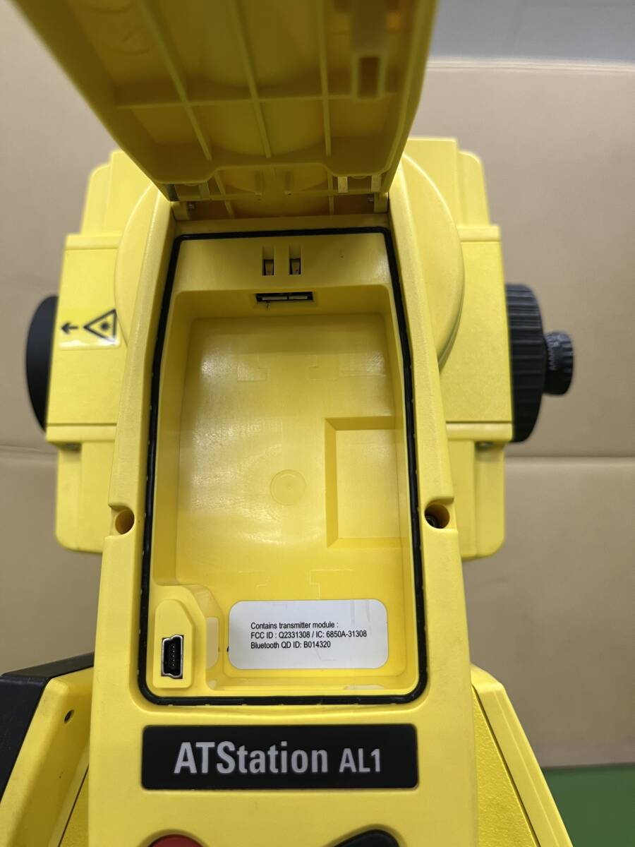 Leica ATStation AL1 Total Station with Hard Case Charger and Spare Battery (as-is) [x1247264299]