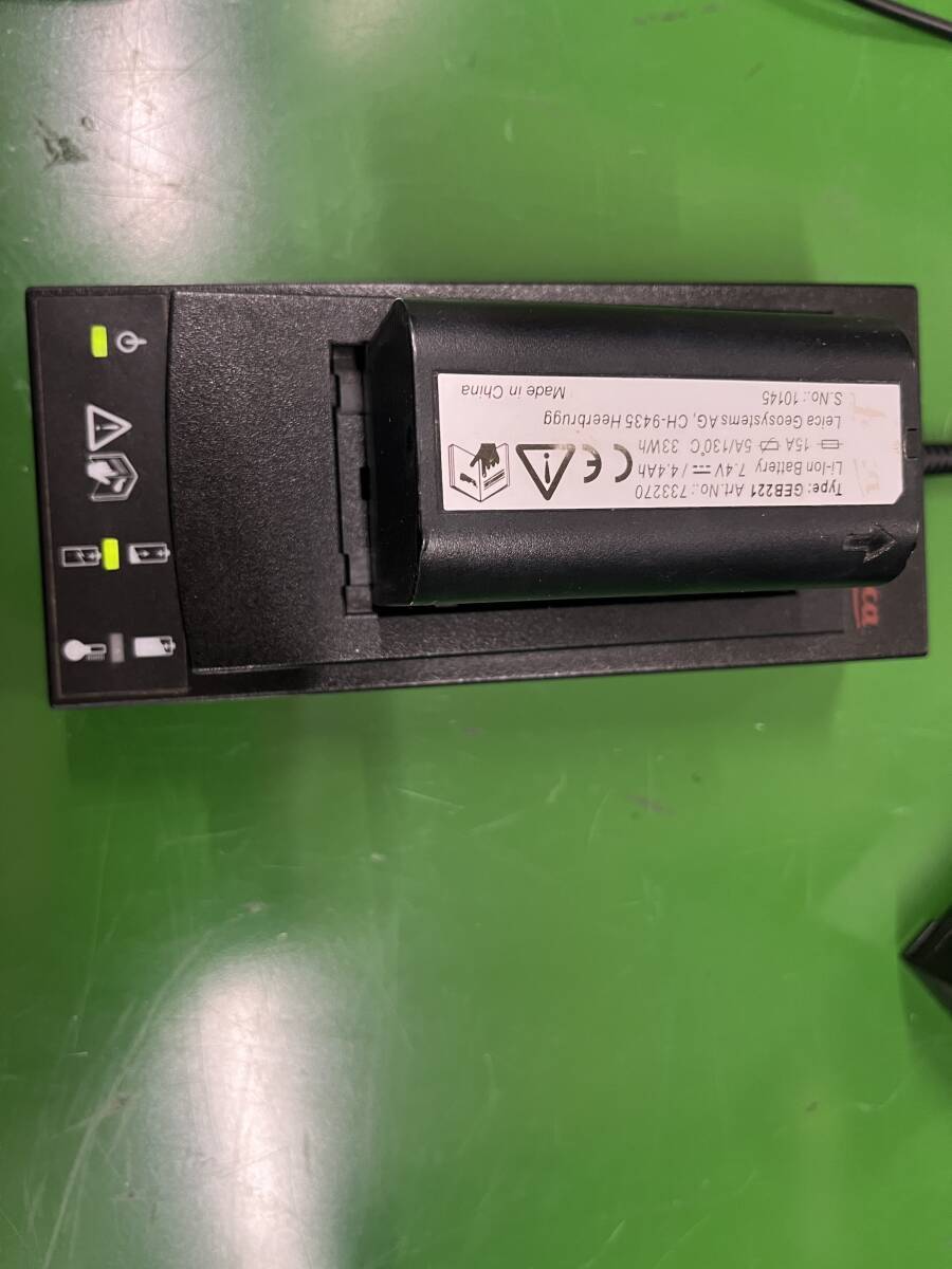 Leica ATStation AL1 Total Station with Hard Case Charger and Spare Battery (as-is) [x1247264299]