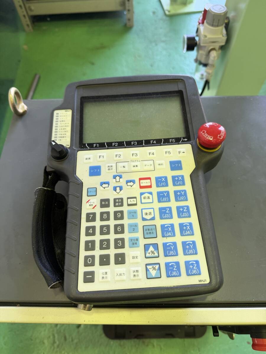 FANUC LR Mate 100iB Robot (for parts or not working) [f1247778248]